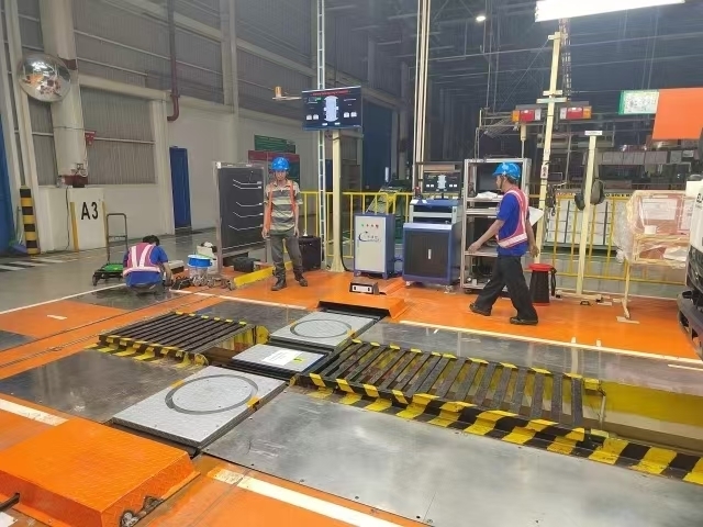 CTZJ-15 Pojazdy ciężarowe Wzór kierownictwa pojazdu Tester obciążenia 15T z narzędziem sterowania LCD z ekranem dotykowym
