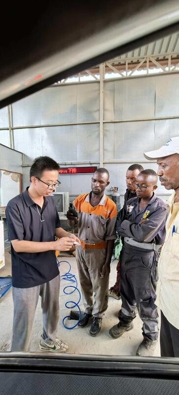 Kartesy marki Kenia przypadek 5-w-1 tester hamulców rolkowych z 4000kg osi ładunek boczny przeskok speedometru tester zawieszenia