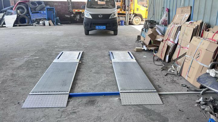 Cartesykj 4T pojemność 2 płyty Ultra Flat Brake Tester z bocznym poślizgiem, zawieszeniem, obciążeniem osi, funkcją tester hamulców