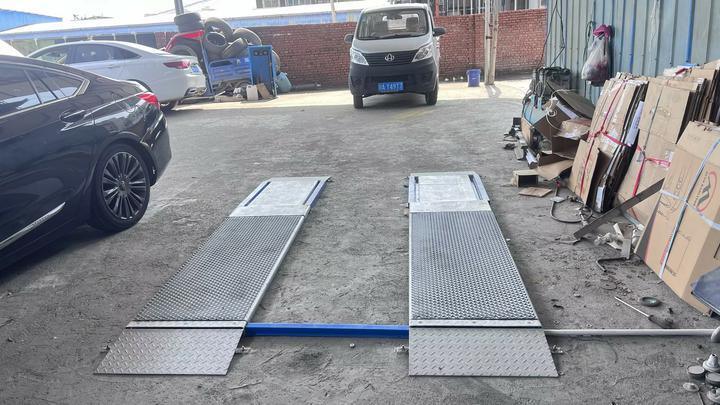 Cartesykj 4T pojemność 2 płyty Ultra Flat Brake Tester z bocznym poślizgiem, zawieszeniem, obciążeniem osi, funkcją tester hamulców