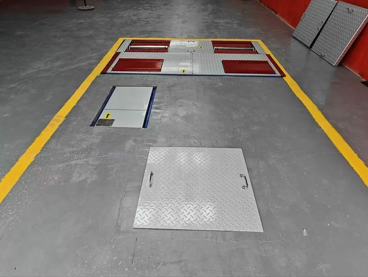 CTGT-3-4 Linia badawcza pojazdu na rolkach 4-w-1 Badanie hamulców na rolkach z obciążeniem osi Badanie przesuwania boków pojedynczej płyty Badanie zawieszenia